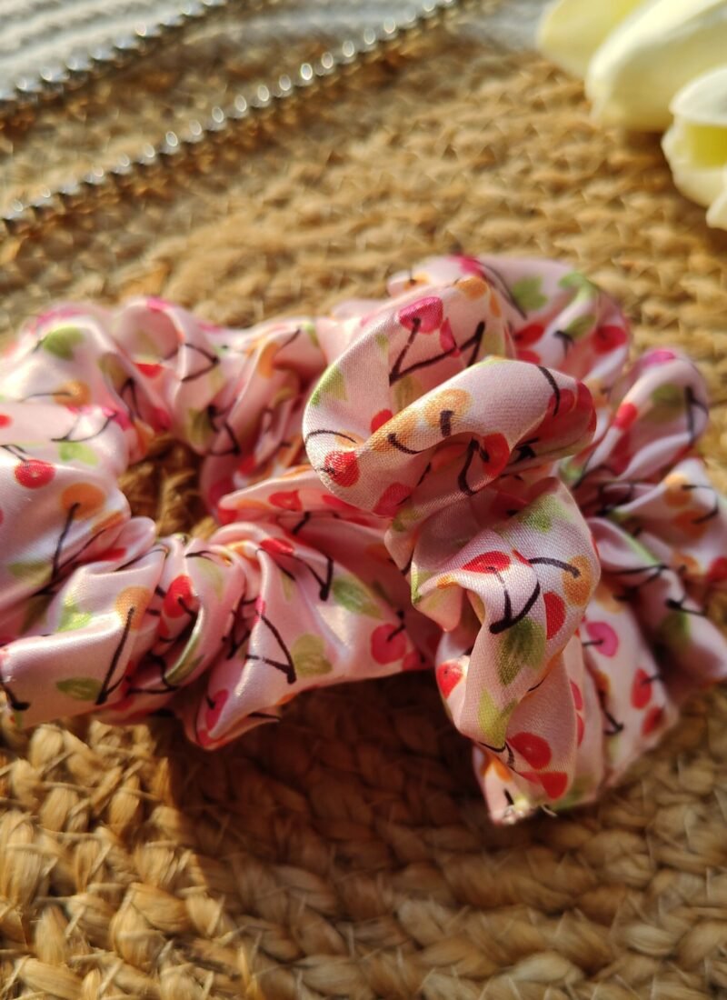 Printed satin scrunchie