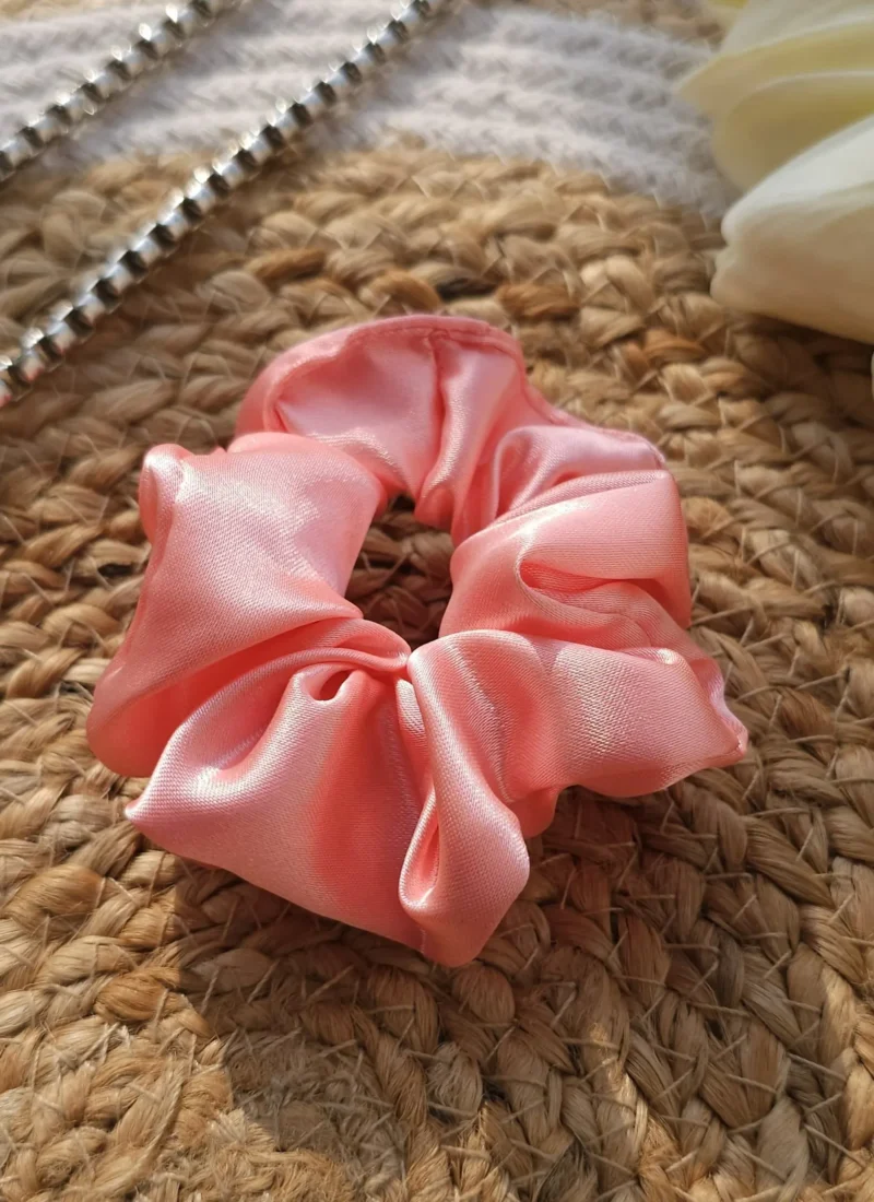 The Stylish Gem – Trending hair fashion accessories just a click away