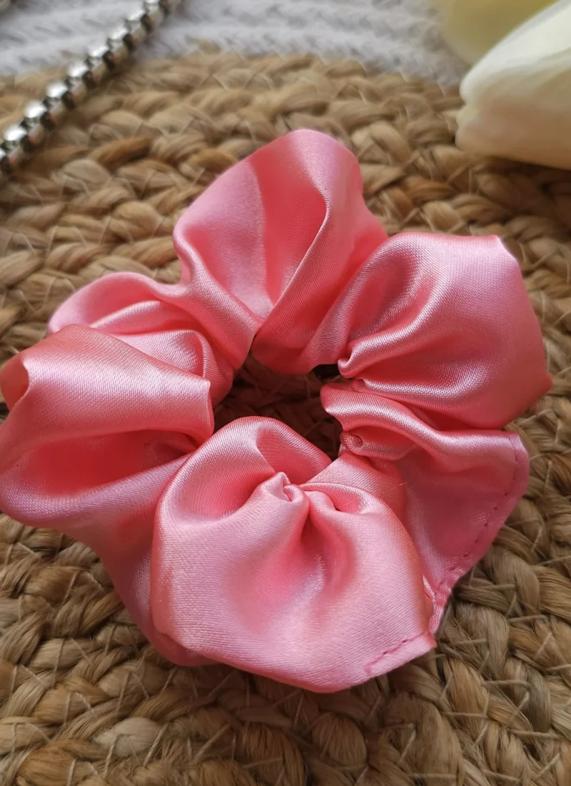 Trendy satin hair accessories for girls