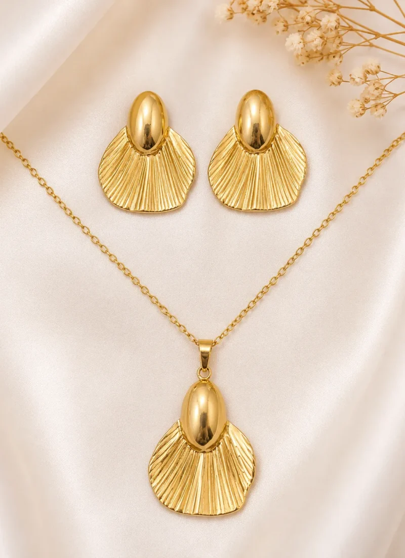 Golden Horizon Set with Gold Textured Pendant Necklace and Matching Earrings