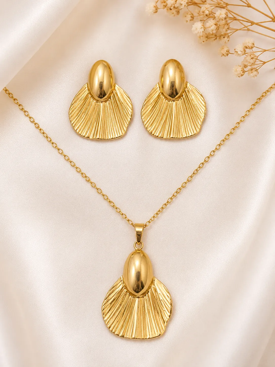 Golden Horizon Set Golden Horizon Set with Gold Textured Pendant Necklace and Matching Earrings