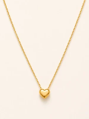 Love Heart Minimal Pendant Necklace with Gold Heart Pendant