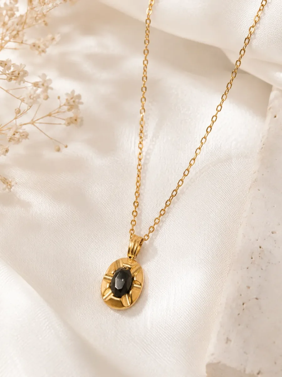 Black Stone Minimal Pendant Necklace with Gold Chain