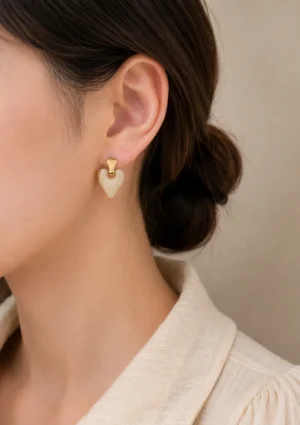 Ivora Heart Resin Earrings - Image 2