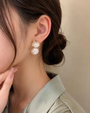 Mirelle Pearl Drop Earrings - Image 2