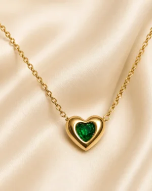 Green Heart Pendant Neckchain - Image 2