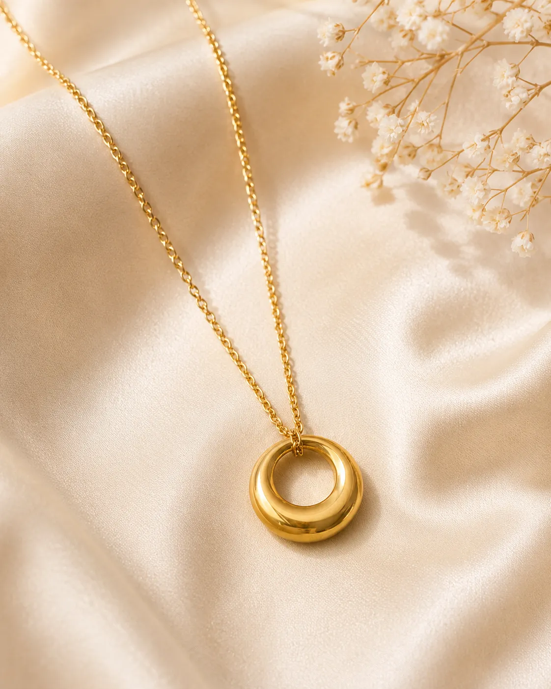 Golden Circular Pendant Necklace for Women Golden circular ring pendant necklace for women